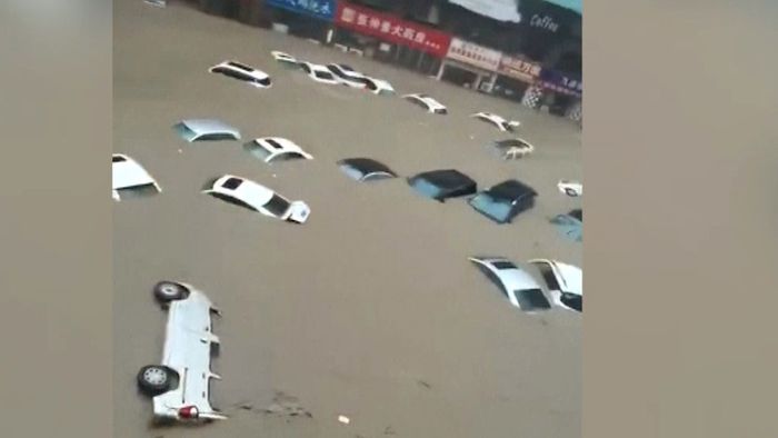 Unfassbare Fluten! Mehrere Tote in chinesischer Stadt Zhengzhou