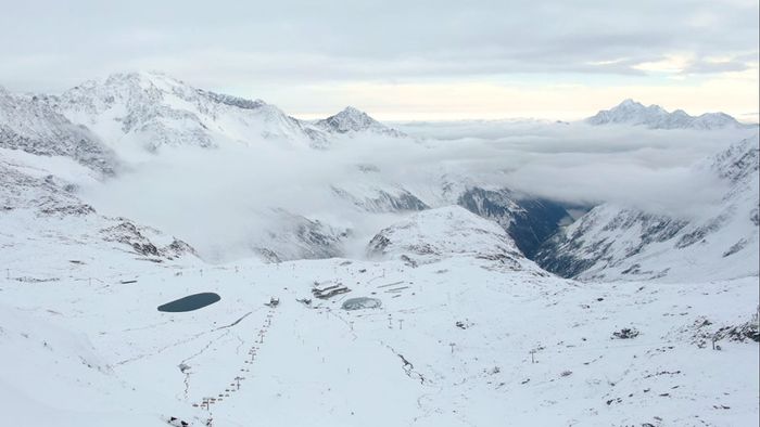 Ski Opening in Tirol: Saison beginnt am Stubaier Gletscher
