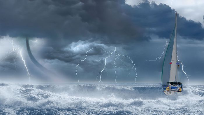 Unwetter- und Tornadogefahr in Griechenland! Was Reisende beachten müssen
