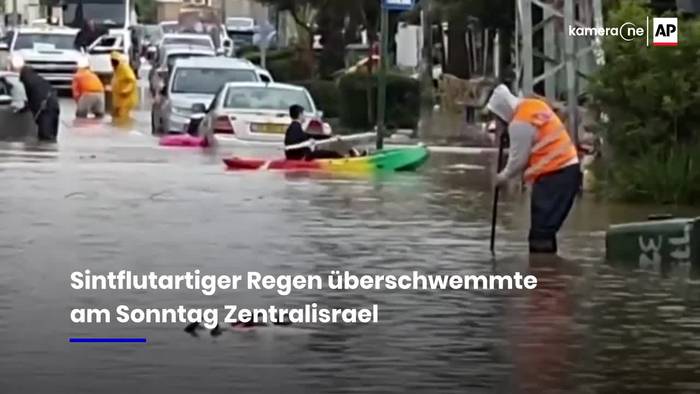 Überschwemmungen in Israel: Einwohner retten sich auf Boote