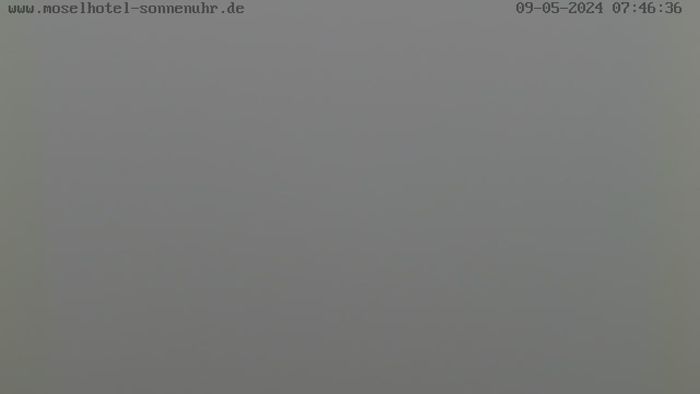 HD Live Webcam Bernkastel-Kues - Moselhotel Sonnenuhr