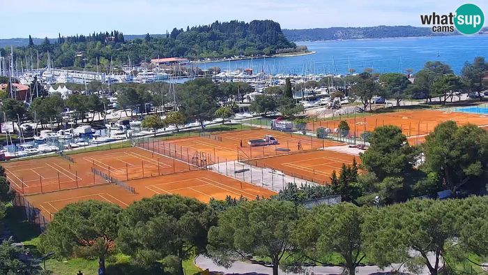 HD Live Webcam Portorož Webcam - Blick auf den Yachthafen und die Tennisplätze