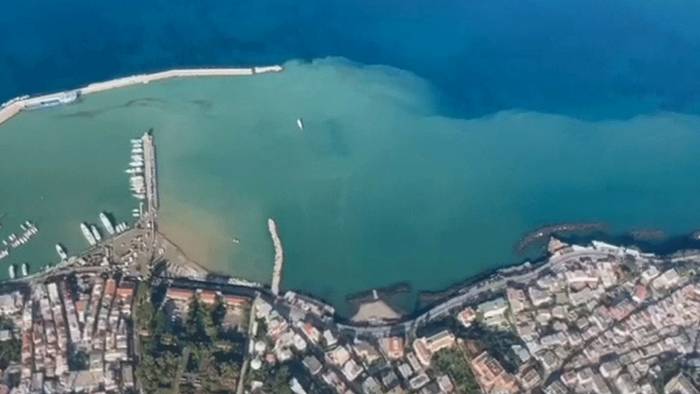 Nach tödlichem Erdrutsch auf Ischia: Luftaufnahmen zeigen Schäden