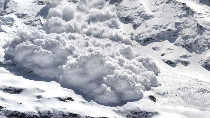Lawinentote in den Alpen: Gefahr noch nicht gebannt