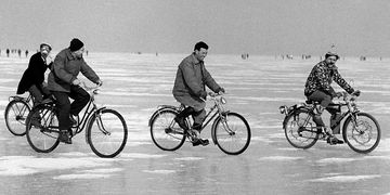 Jahrhundertereignis am Bodensee: Beeindruckende Bilder der Seegfrörne 1963