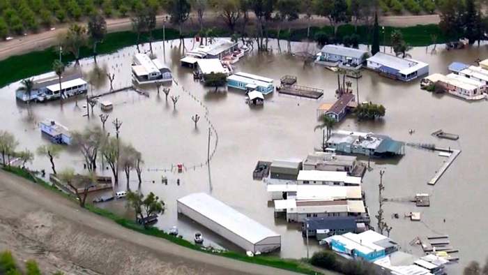 Nach Deichbruch: Kalifornien bereitet sich auf weiteren Sturm vor - Evakuierungen