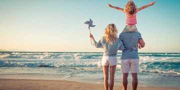 Viele Urlaubsländer locken im Wonnemonat Mai mit traumhaftem Wetter.