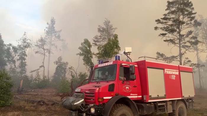 Waldbrand bei Jüterbog mehr als verdoppelt: Munition sorgt für Probleme