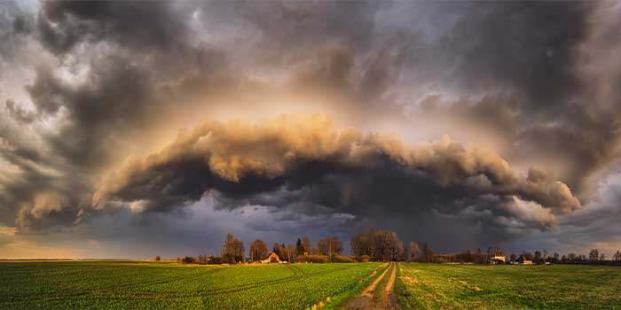 Wetter Am Mittwoch: So Ziehen Die Heftigen Gewitter Durchs Land ...