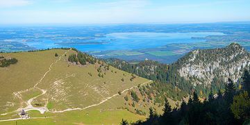 Nicht nur rund um den Chiemsee scheint am Mittwoch, den 27. September 2023, wieder häufig die Sonne.