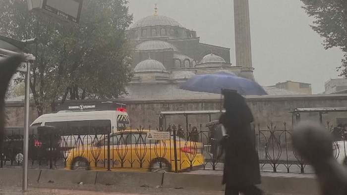 Starkregen in Istanbul: Unwetter fordert Todesopfer