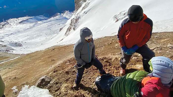 Abgestürzte Wanderin an steilem Berghang gerettet - "Froh, am Leben zu sein"