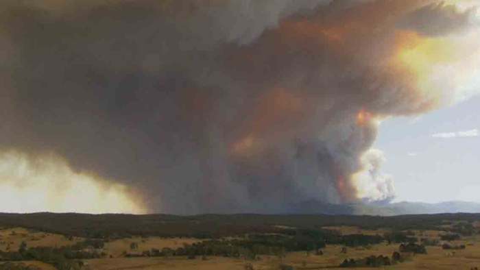 Waldbrand bedroht Einwohner von Victoria - zahlreiche Evakuierungen