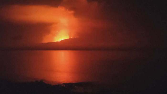Vulkan La Cumbre auf der drittgrößten Galapagos-Insel ausgebrochen