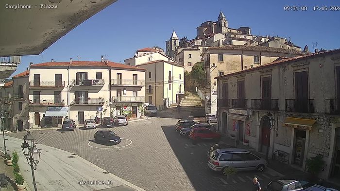 HD Live Webcam Carpinone - Piazza