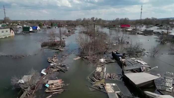 Russische Hochwassergebiete: Erste Anwohner kehren zurück