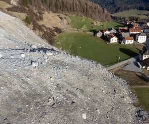 Hohes Erdrutsch-Risiko! Schweizer Dorf wird erneut evakuiert