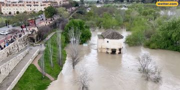 Gefährliche Unwetter kurz vor Ostern! Beliebte Urlaubsregionen betroffen