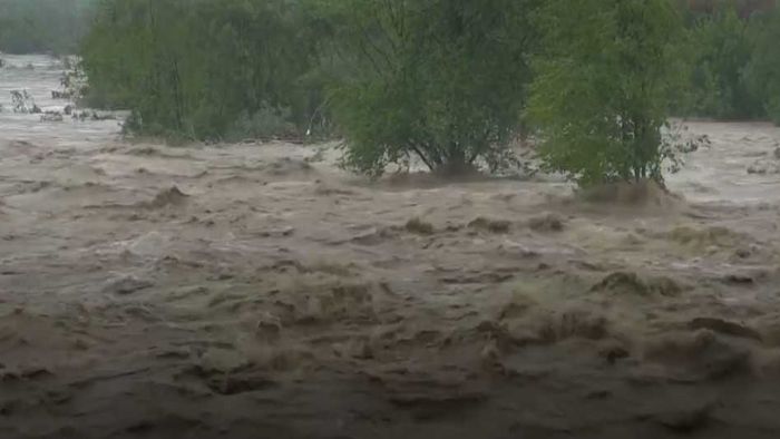 Regenmassen in Italien: Hochwasser, Schlammlawinen und Todesopfer | wetter.com