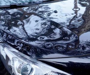 Hagelschäden am Auto: Wie du dich schützt und wer zahlt