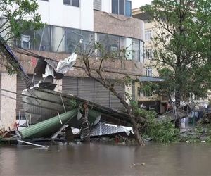 Taifun KAJIKI: Hanoi unter Wasser - Tote und Schäden in Vietnam