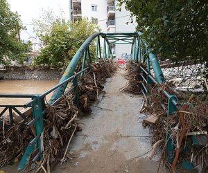 Kritische Unwetterlage in Griechenland: Straßen überflutet, Schulen geschlossen