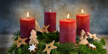 Der Weihnachtsmarktbesuch kann am 3. Advent ohne Regenschirm stattfinden.