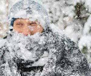 Eiswinter in Deutschland vor Höhepunkt: Bis zu -30 Grad, Schneeverwehungen und Verkehrschaos drohen