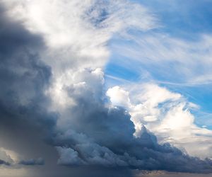 Wochenende: Kaltfront mit Gewittern vertreibt Frühlingswärme