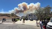 Feuersbrunst in Südkalifornien: Waldbrand bedroht Wohngebiete