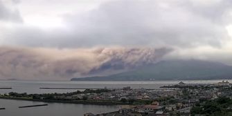 Vulkan Sakurajima bricht in Japan aus: Asche verwandelt Regen in zähen Schlamm