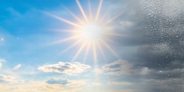 Geteilte Wetterlage mit viel Sonne und einzelnen Gewittern im Südosten.