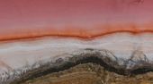 Pinkes Naturwunder: Warum dieser See plötzlich seine Farbe ändert