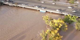 Fluss tritt über Ufer: Massive Überschwemmungen im US-Bundesstaat New Mexico